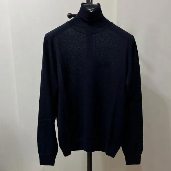 PIACENZA（ピアチェンツァ） タートルネック ダークネイビー