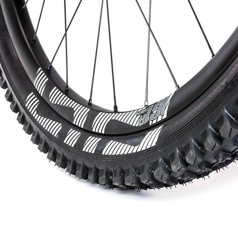 【限定特価 60% OFF】e13 LG1R TIRE 27.5/2.35｜delighted｜03