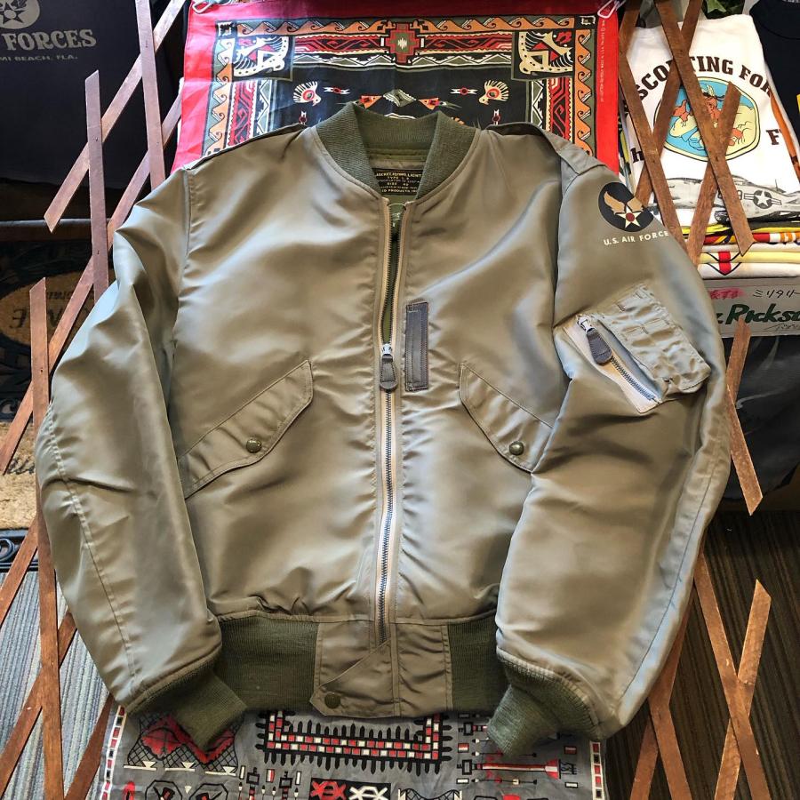 バズリクソンズ BUZZ RICKSON'S ライト フライングジャケット Type L-2  “REED PRODUCTS, INC.” BR15125-01/OLIVE DRABの画像