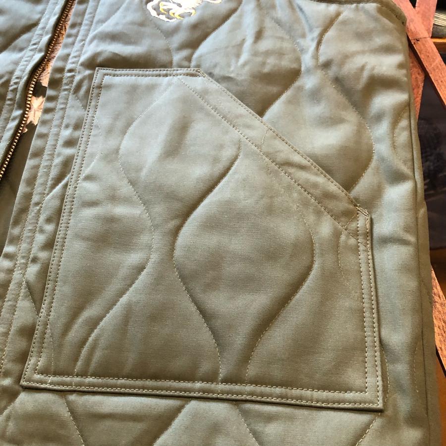 【未使用タグ付き】HARISS　ダウン　ポンチョ　オリーブ　カーキ　ハリス 未使用タグ付き】HARISS ダウン ポンチョ オリーブ カーキ