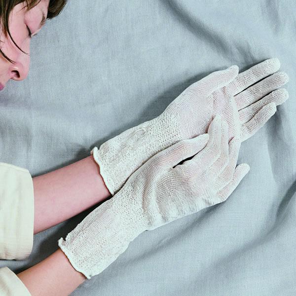 上州絹屋 セリシン 手袋 ナイトグローブ ハンドケア 睡眠 美容 1枚 シルク 絹 蚕 日本製 +d｜denden-dou3｜04