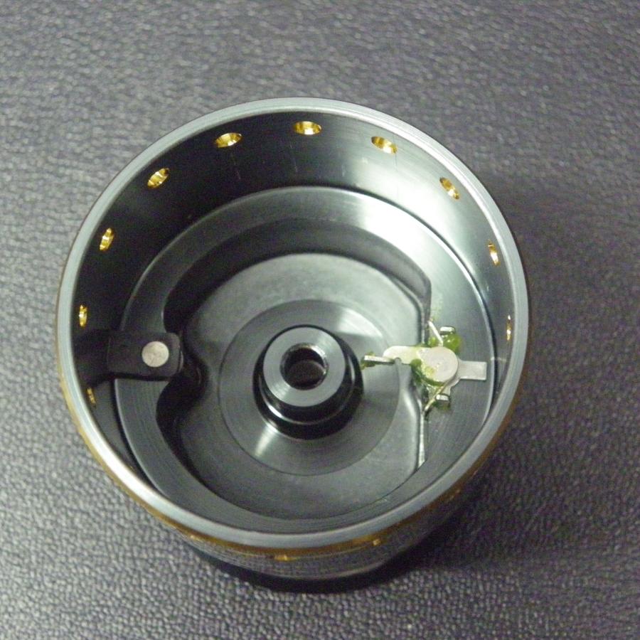 SHIMANOシマノ アルテグラアドバンス 2500s替スプール3個付　日本製 SHIMANOシマノ アルテグラアドバンス 2500s替スプール3個付 日本