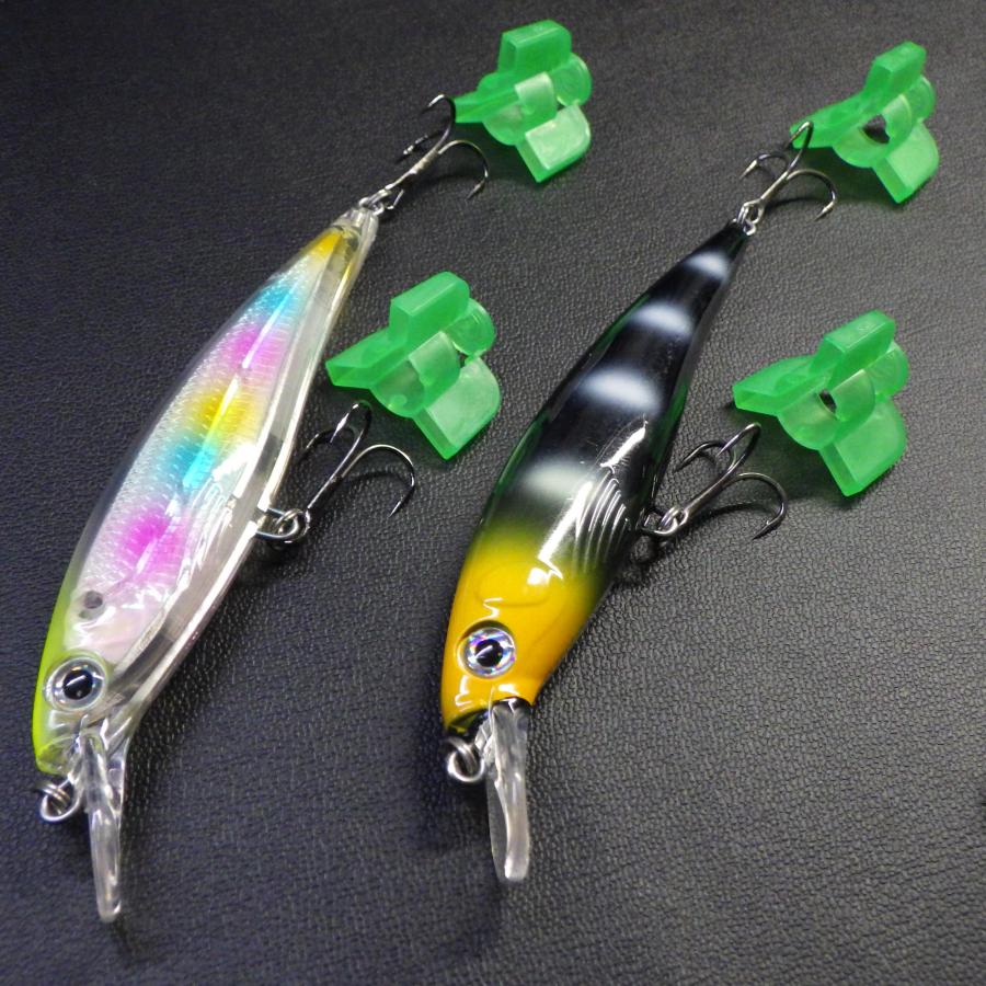 キャンドゥ フローティングミノー 約13g マルチカラー/ブラック系 2個