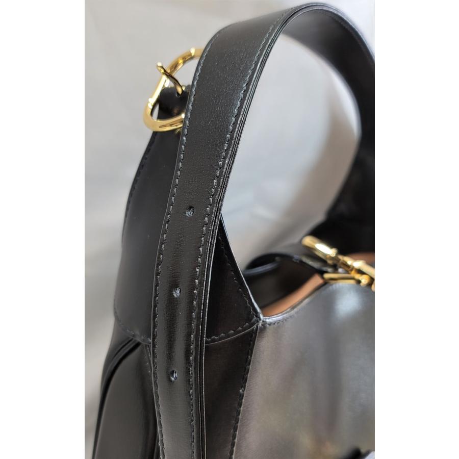 GUCCI 【新品】GUCCI グッチ ジャッキー 1961 スモール ホーボー GUCCI 【新品】GUCCI グッチ ジャッキー 1961 スモール ホーボー