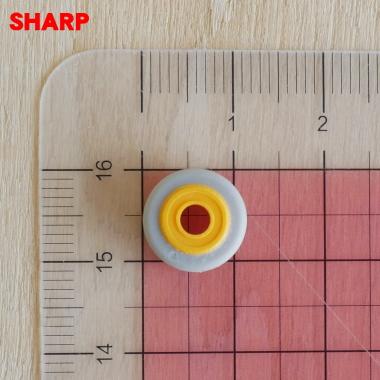 SHARP（シャープ） 2172870132 クリーナー 掃除機 用の 車輪 ローラーS