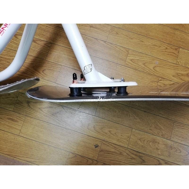 中古スノースクート スタイルF+G1新品ボード : ノースポイント 中古スノースクート スタイルF+G1新品ボード : ノースポイント