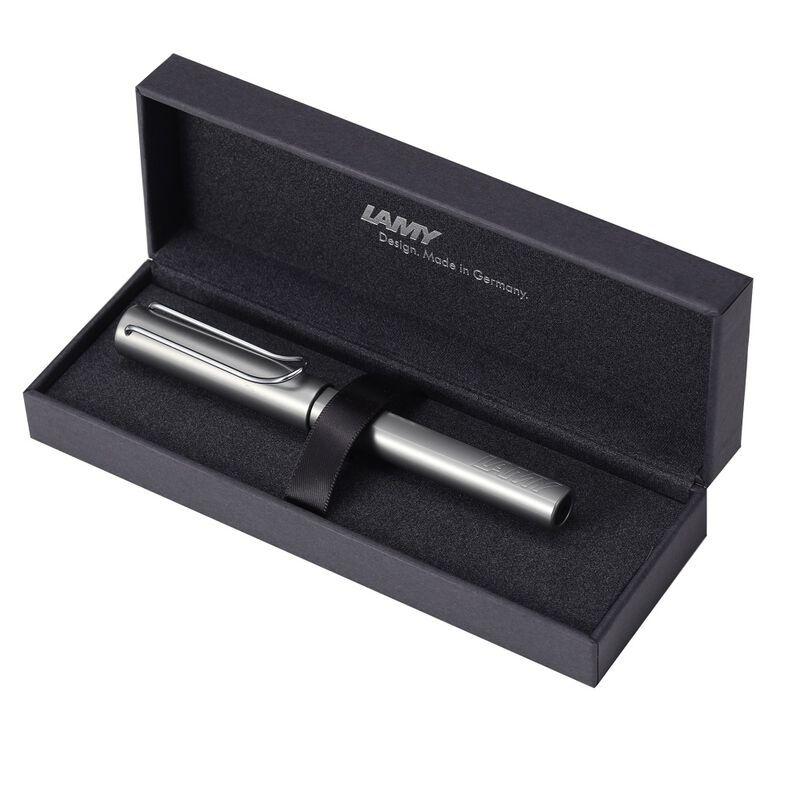 【極美品】クアデルノ　A5 Gen3 最新モデル　純正カバー　純正ラミーペン クアデルノ A5 Gen3 最新モデル 純正カバー 純正ラミーペン ほぼ新品