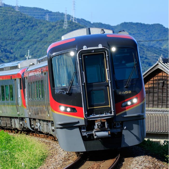 クリスマス プレゼント 電車 tシャツ キッズ 子供 大人 メンズ レディース 親子 半袖 鉄道 JR四国 特急 気動車 2600系 うずしお 鉄道 許諾済 |  | 04