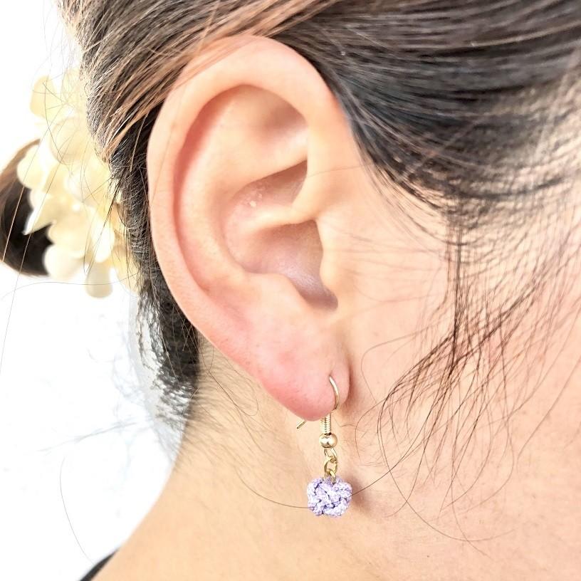 くみひもフックピアス　オーロラあわじ結び　No.１　１２色　レディース　綺麗　可愛い　軽い　国産　伊賀　手作り　日本製　カラーが選べる |  | 07
