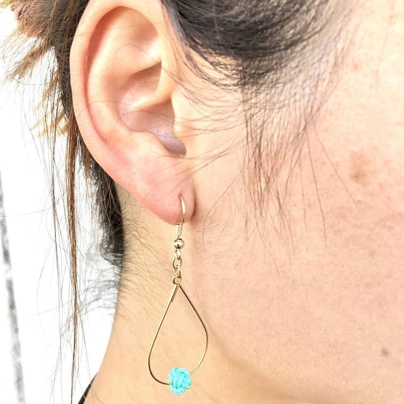 くみひもフックピアス　オーロラあわじ結び　No.５　１２色　レディース　綺麗　可愛い　軽い　国産　伊賀　手作り　日本製　カラーが選べる |  | 05