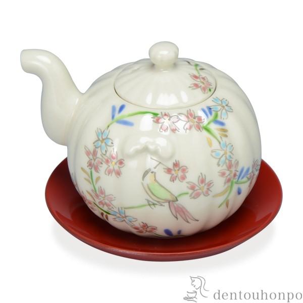 堤展子 湯呑 桃 黒田陶苑 堤展子 湯呑 桃 黒田陶苑 湯呑み 面白い