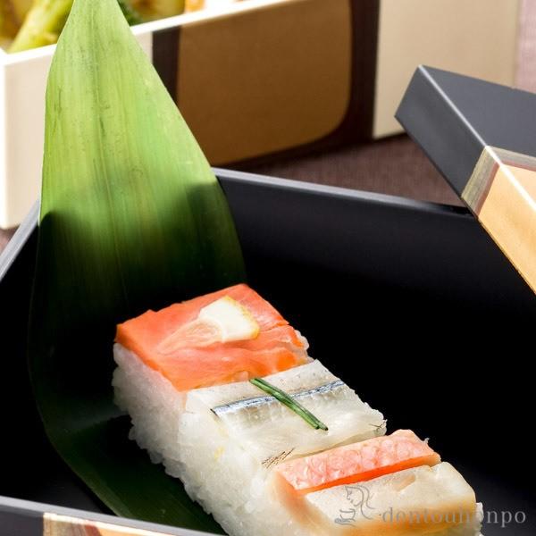 古代箔 三段重 黒 5号 ( 箔一 退職祝い 定年 おせち 運動会 漆塗り