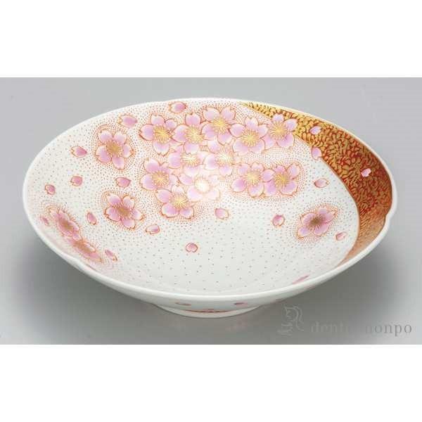 九谷焼 - 鉢 金襴手さくら 7号 ( 致仕慶び事 定年 和食 仕かける おつまみ 朝ごはん 煮物 一緒になる 生み出すこと 内祝い 差し上げ物 金婚式 生まれ落ちる日差し上げ物 還暦慶び事 古希 )