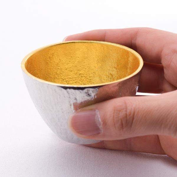 能作 酒器セット 金箔 大サイズ 片口 1個・ぐい呑 1個 ( あすつく 名