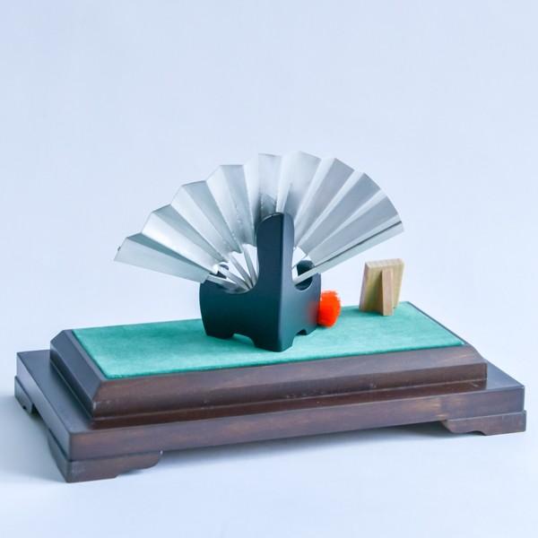 銀製 扇子 松竹梅 G 4.5号・28g ガラスケース付き ( 光則（銀工芸