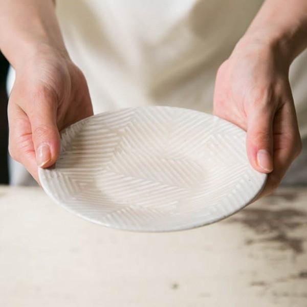 アウトレット】 お皿 プレート 食器 陶器 取り皿 ヘリンボーン
