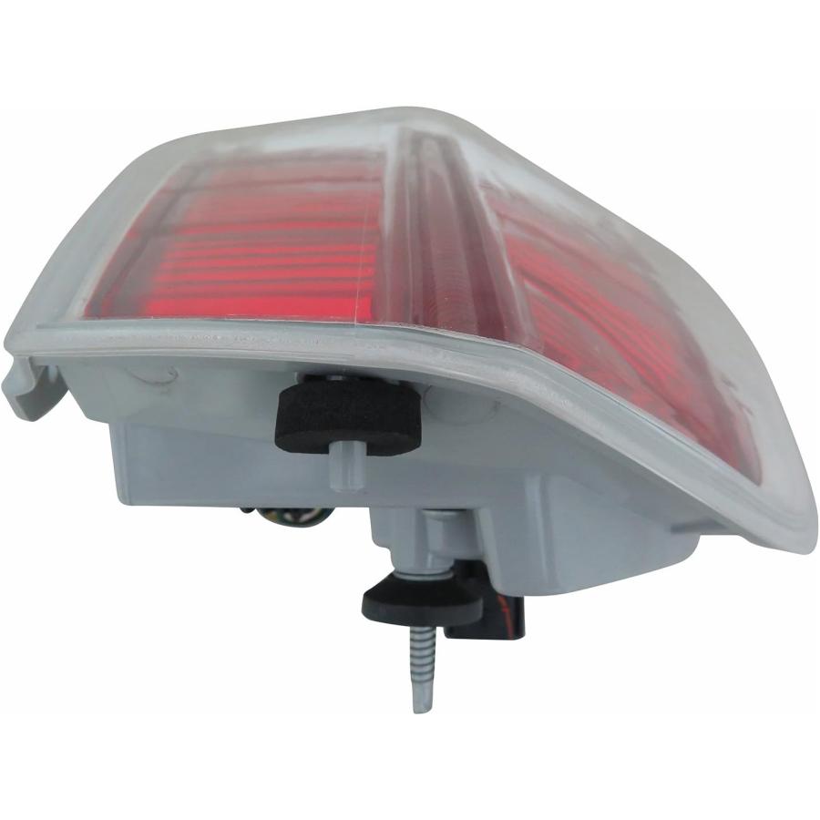 oさん専用 並行輸入品】TYC 11-6638-90 Chrysler 300 左交換用テールランプ