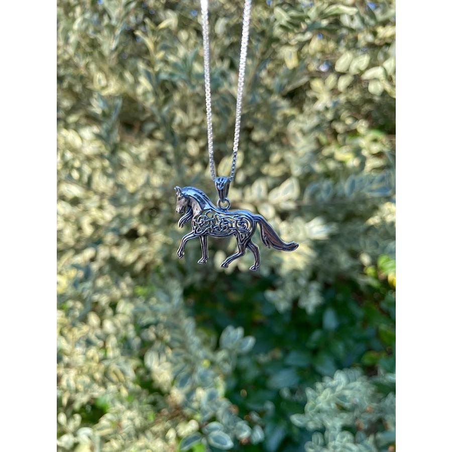 【並行輸入品】ジュエリートレンドスターリングシルバーケルトHorseペンダントon 22インチボックスチェーンネックレス　_9