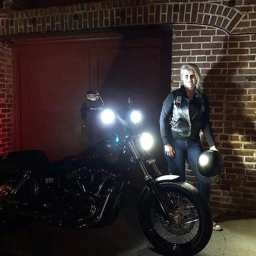 【並行輸入品】ROGUE RIDER INDUSTRIES - フロントバイクLEDウィンカー 明るいホワイトランニングライト付き - ブラックラベルの画像
