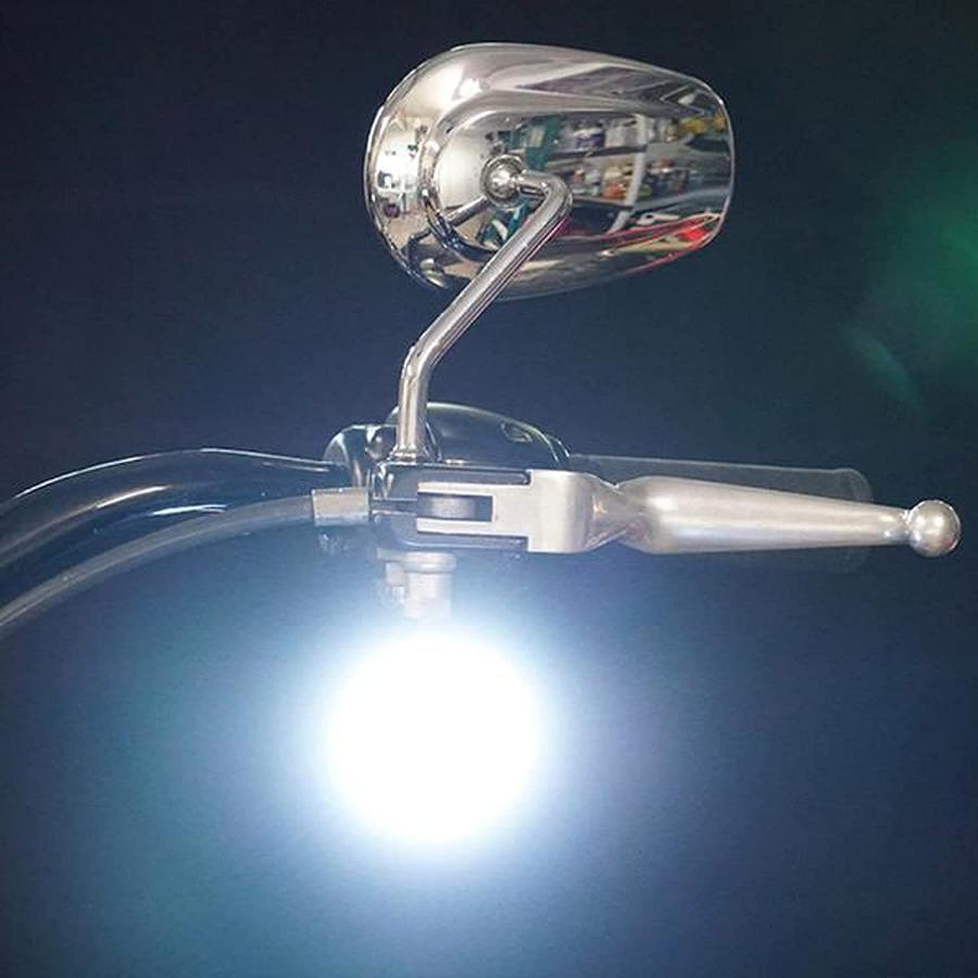 【並行輸入品】ROGUE RIDER INDUSTRIES - フロントバイクLEDウィンカー 明るいホワイトランニングライト付き - ブラックラベルの画像