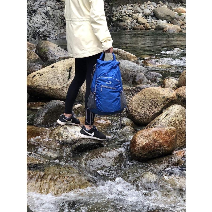 【並行輸入品】Outlander 100% Waterproof Hiking Backpack Lightweight Packable Traveの画像
