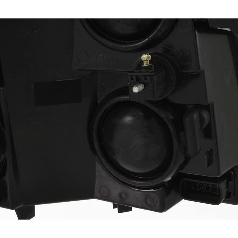 【並行輸入品】Compatible with Cadillac Escalade Headlight Lamp 2003 2004 2005 2006の画像