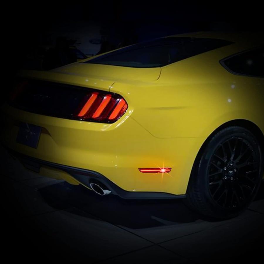 【並行輸入品】LDETXY リアレッドLEDサイドマーカーライト バンパーサイドマーカーランプ リフレクター 2010-2014 Ford Mustaの画像