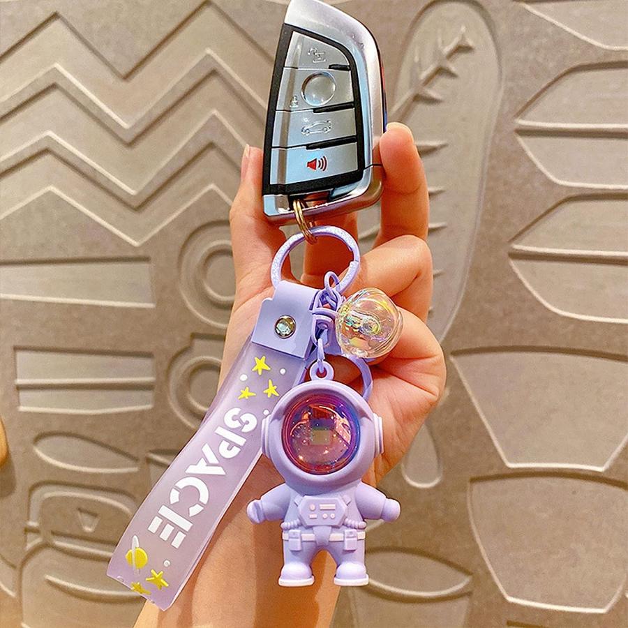 BYNNIX 宇宙飛行士キーホルダー サンセットライト付き 宇宙人 BYNNIX 宇宙飛行士キーホルダー サンセットライト付き 宇宙人