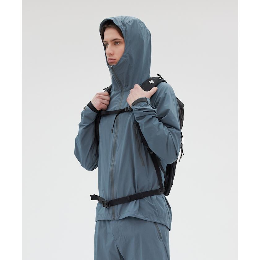 公式 デサント エアロストリームバッグパックM 容量約20L メンズ レディース 撥水 再帰反射 リュック DOAXJA31 24SS