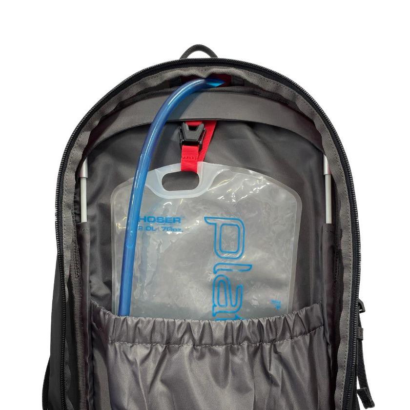 公式 デサント エアロストリームバッグパックM 容量約20L メンズ レディース 撥水 再帰反射 リュック DOAXJA31 24SS