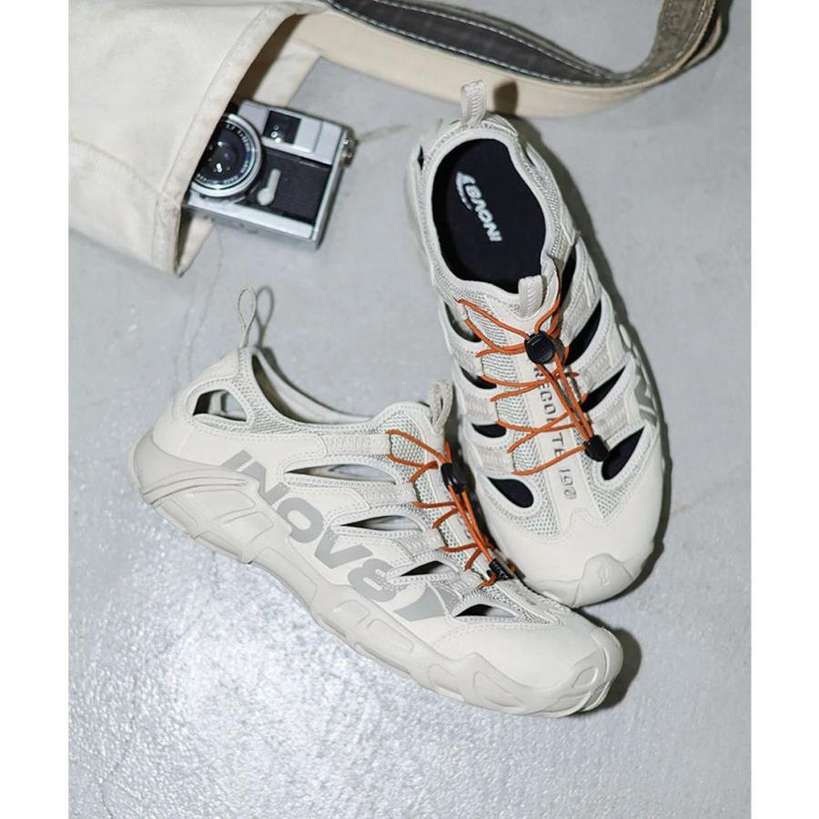 【美品】イノベイド INOV-8 inov-8ホワイト 26cm inov-8（イノヴェイト） 公式 INOV8 ニュービンテージ レコライト 190