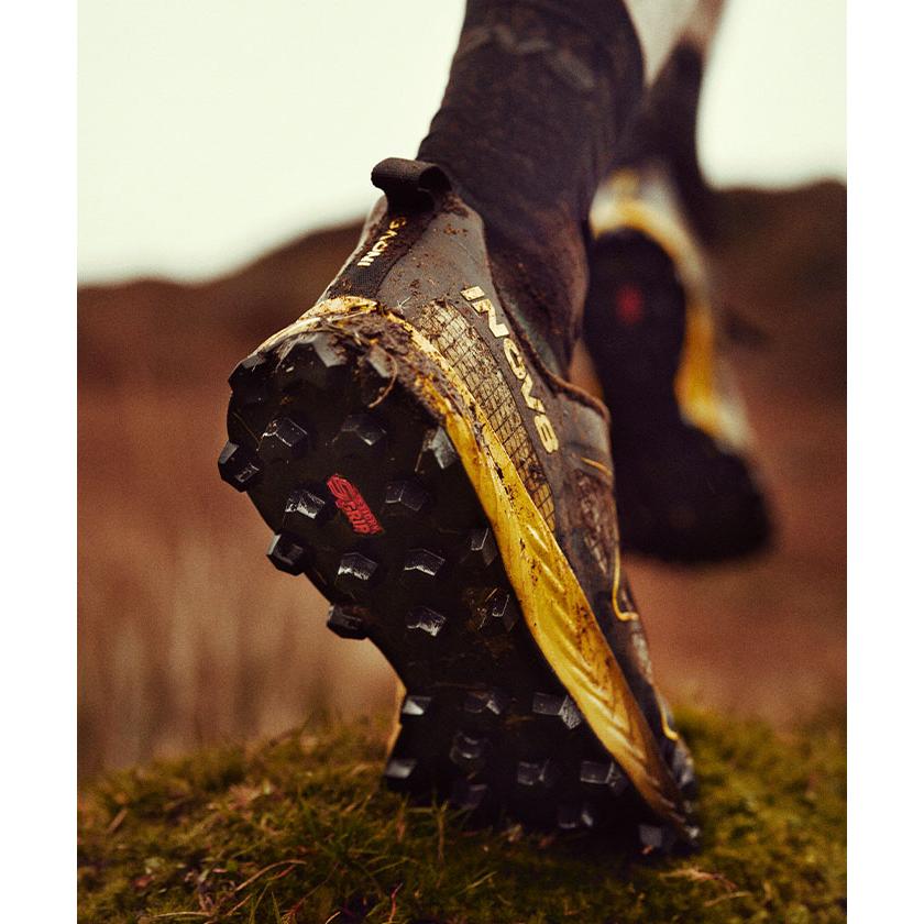 inov-8 公式 イノヴェイト マッドタロンスピード トレイル