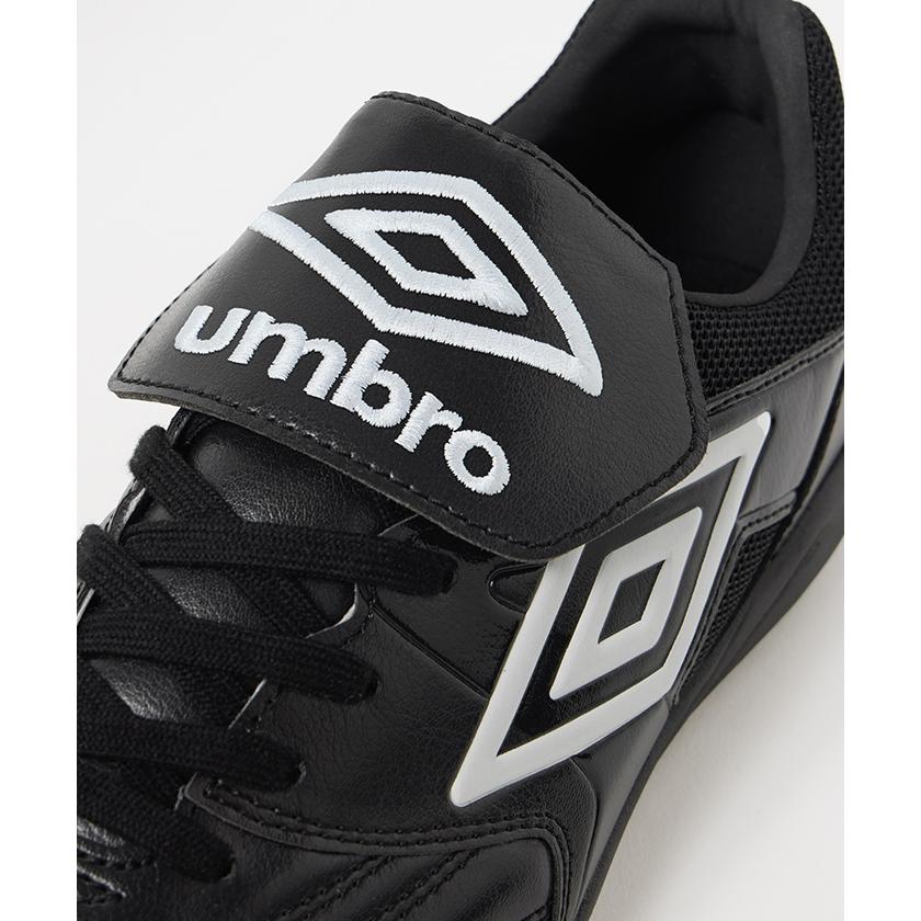 umbro（アンブロ） 公式 アクセレイター TR LT WIDE トレシュー 人工芝