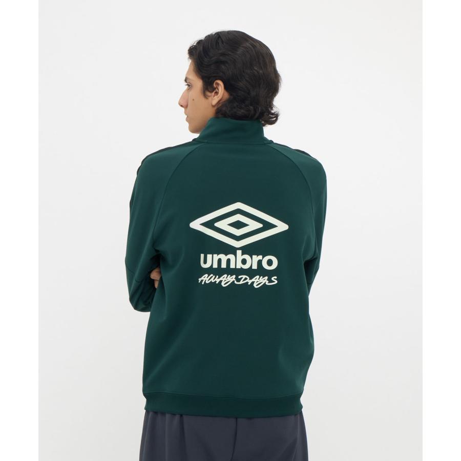 umbro（アンブロ） 公式 umbro AWAY DAYS スウェットハーフジップ