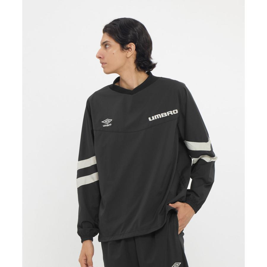 【美品】ブラジル代表 UMBRO アンブロ ピステ ウィンドブレーカー umbro（アンブロ） 公式 THE THIRD by UMBRO ラインドクロストップ