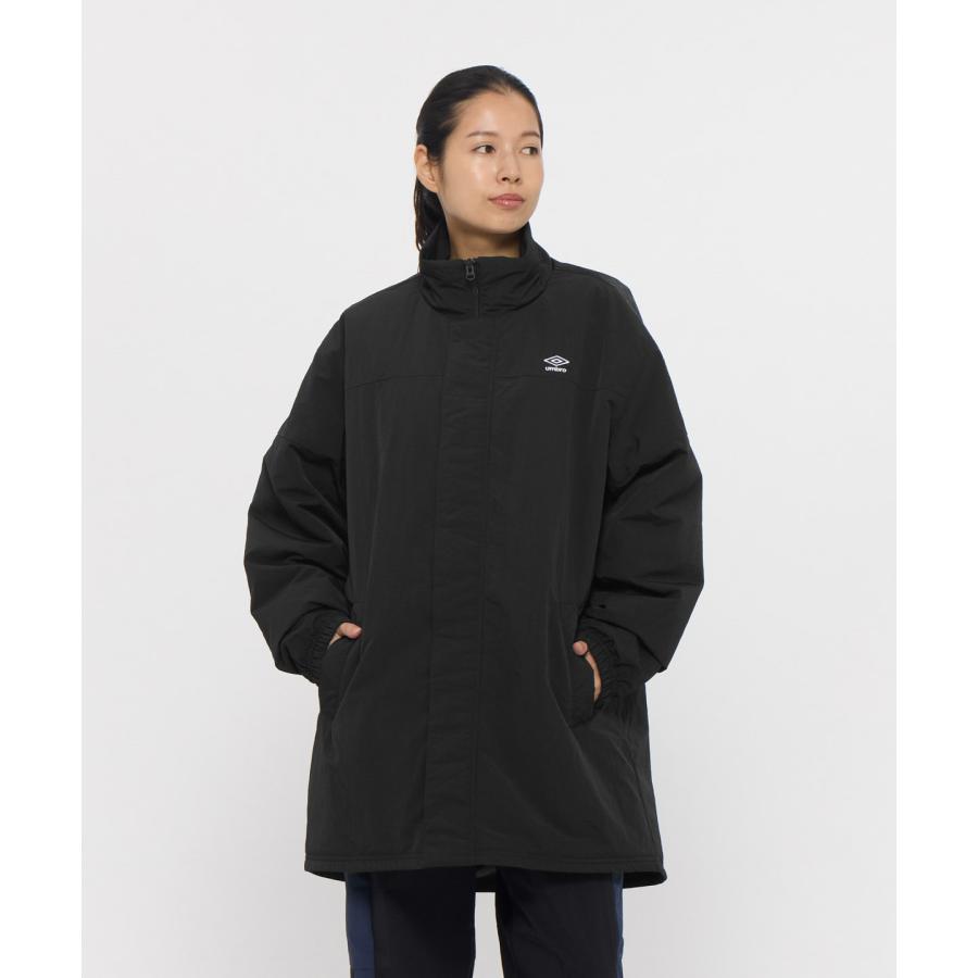 アンブロハーフコート新品 umbro 公式 アンブロ AWAY DAYS ナイロンウーブンハーフコート 中綿