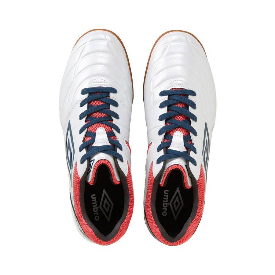 umbro 公式 アンブロ アクセレイターサラ WIDE IN インドア専用