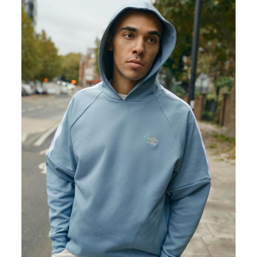 umbro 公式 アンブロ AWAY DAYS フーデッドスウェットパーカー メンズ 