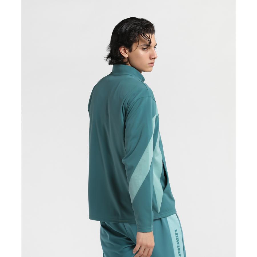 umbro 公式 アンブロ THE THIRD by UMBRO ウォームアップハーフ