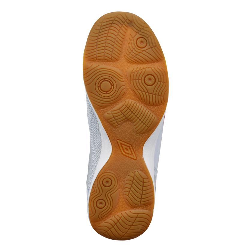 umbro（アンブロ） 公式 やわらかコントロールサッカーシューズ