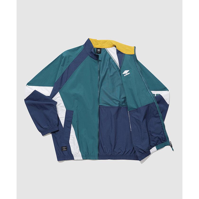 UMBRO - 美品 90s UMBRO アンブロ 中綿 切替 サッカー ジャケット XL 緑 美品 90s UMBRO アンブロ 中綿 切替 サッカー ジャケット XL 緑