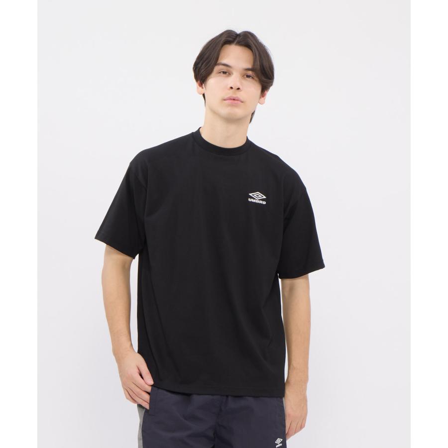 DEADPOPFESTIVAL × UMBRO Tシャツ XXL SIM umbro（アンブロ） 【公式オンライン限定】ロゴTシャツ : デサント公式