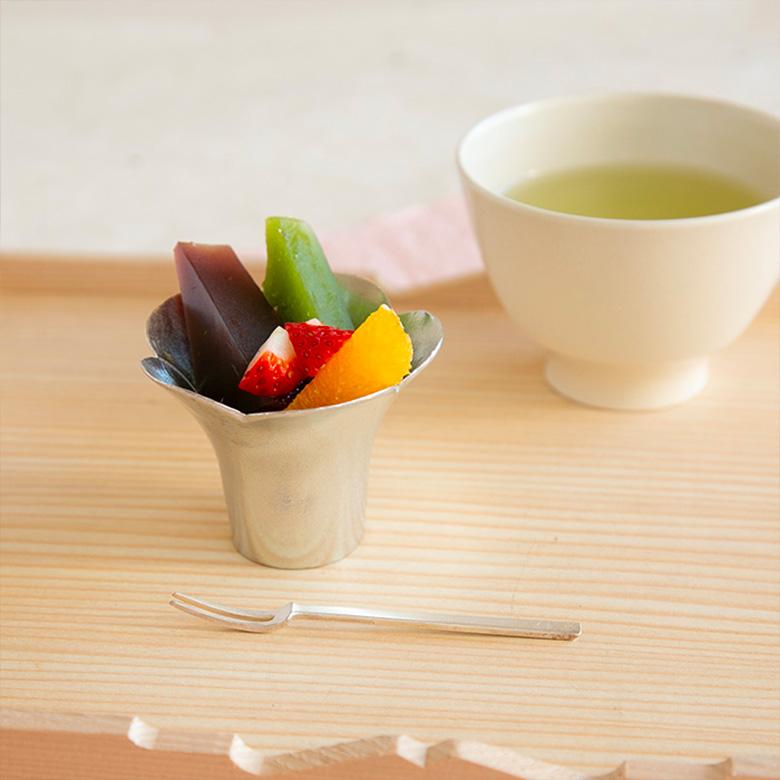 能作 花小鉢 錫製 梅 桜 贈り物 ギフト お正月 前菜 デザート 和食器