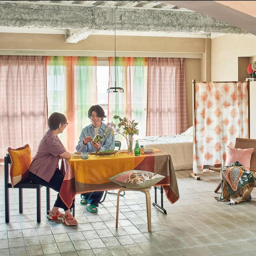 川島織物ベージュ 、ピンク花柄 オーダードレープカーテ2枚　定価10万円 川島織物ベージュ 、ピンク花柄 オーダードレープカーテ2枚 定価10万円