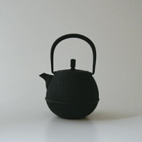 南部鉄器 急須 空間鋳造 Egg 小 黒 0.25L 日本製 爆買 : designshop