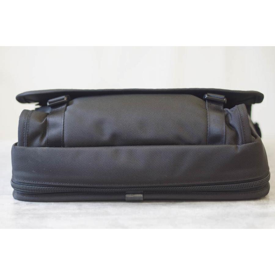 WEB限定 TUMI 26192DH ショルダーバッグ aaramrodrigues.com.br