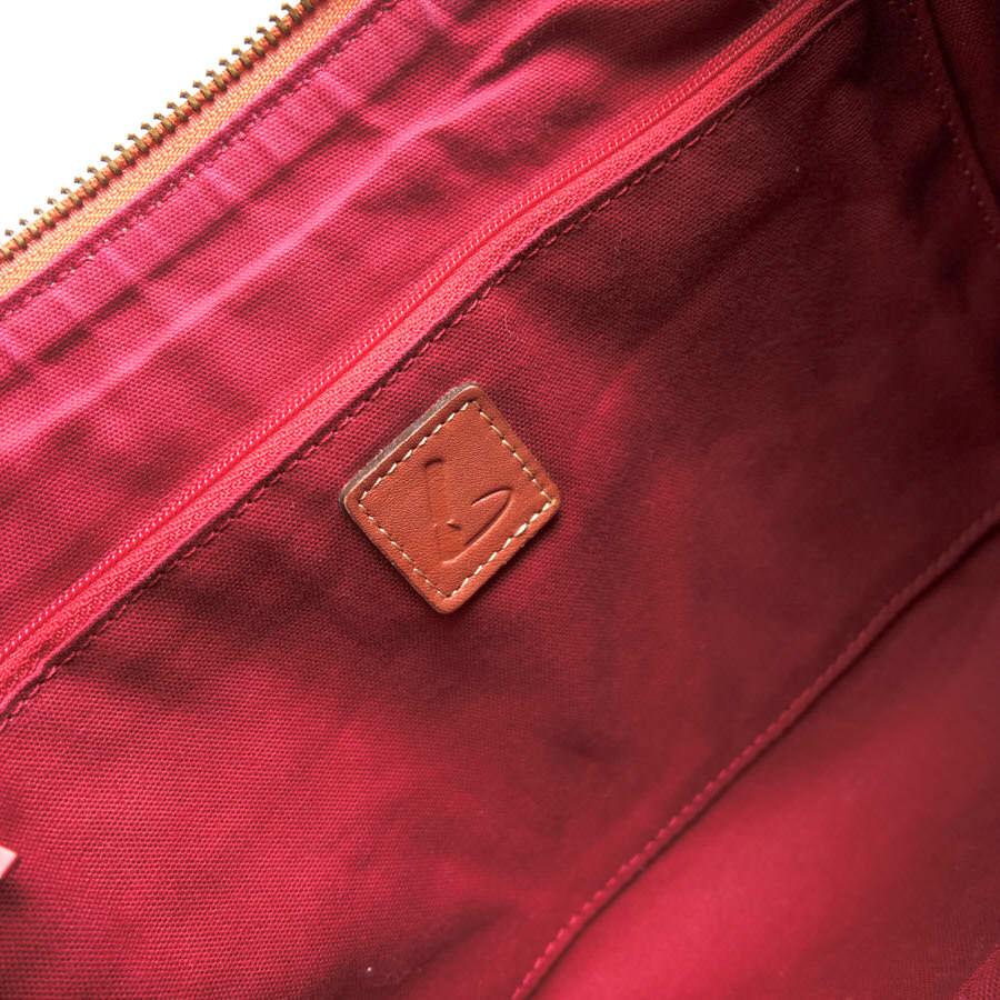 土屋鞄 TSUCHIYA-KABAN ショルダーバッグ 牛革 三日月型 シボ革