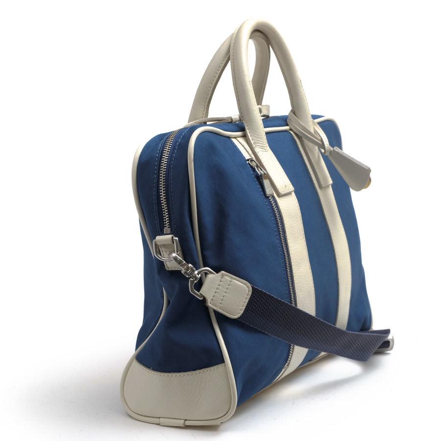 アニアリ シボ革　2wayショルダーバッグ　ネイビー　斜め掛け　2室　ビジネス アニアリ シボ革 2wayショルダーバッグ ネイビー 斜め掛け 2室