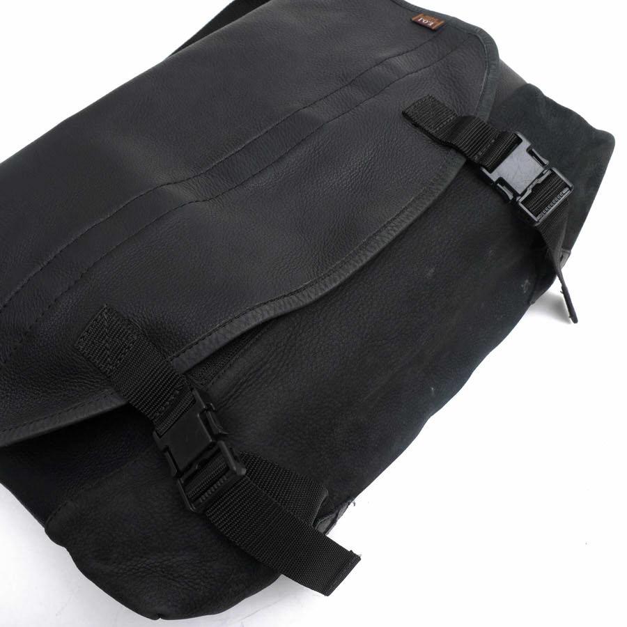 MR.OLIVE（ミスターオリーブ） ショルダーバッグ E.O.I WATER PROOF