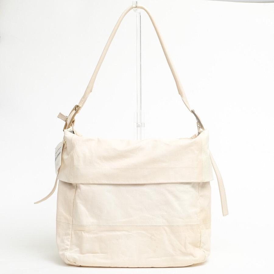 【美品】BRUNELLO CUCINELLI ショルダーウォレット 財布 レザー 名入れ無料】 イタリア製レザー ミュージアムカーフ ギャルソン